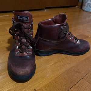 Vintage Men’s Vasque Boots